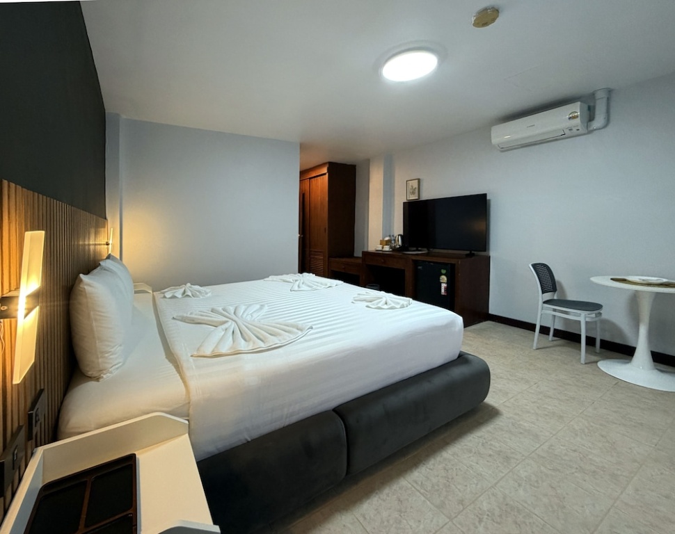 Karon Place — 2