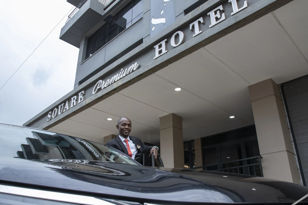 Souare Premium Hotel