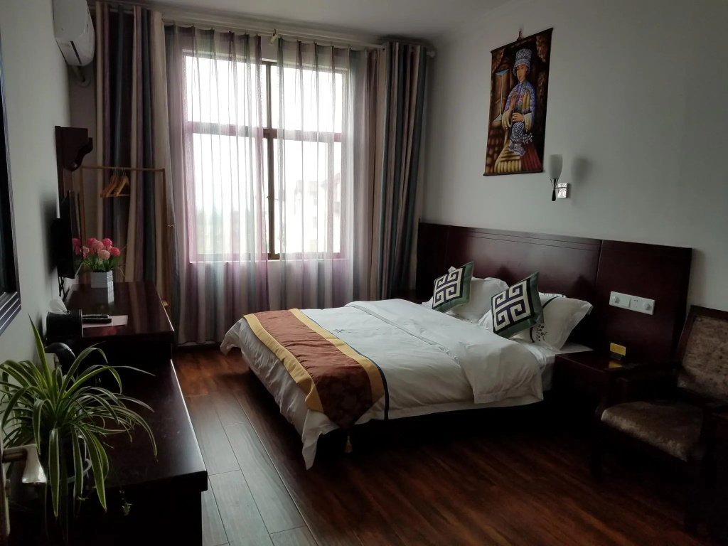 Standard Double room (full double bed)