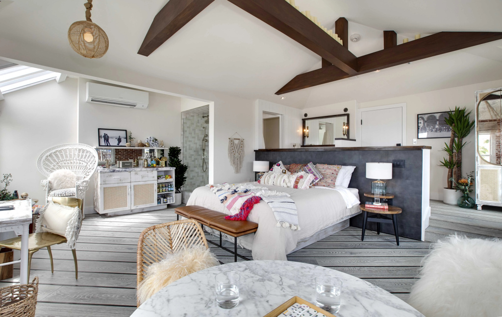 Bungalow oceanfront