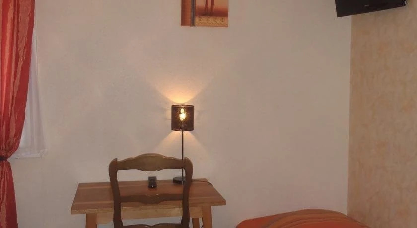 Hotel Restaurant Le Bouche A Oreille