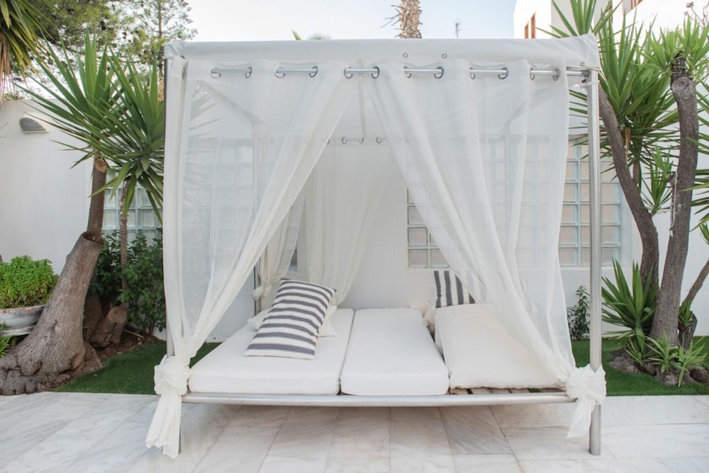 Perfect Athenian Villa