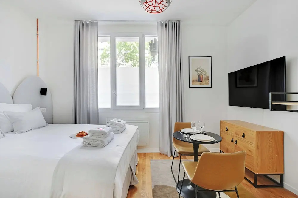Afficher la photo 7 — Cute Studio in Eclectic 18th District - 1