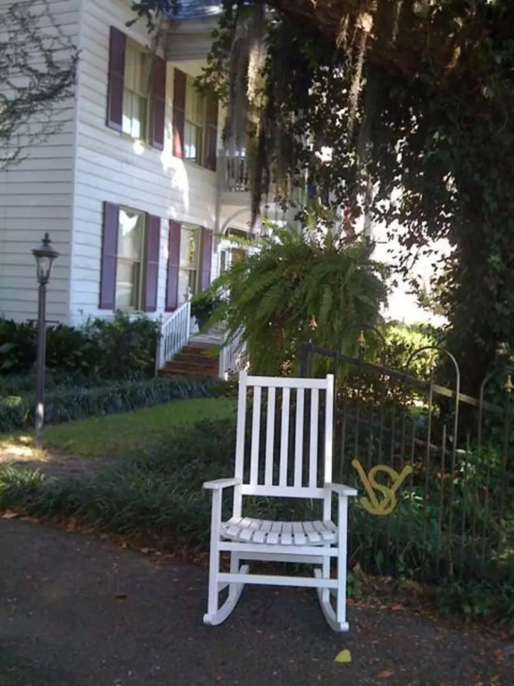 The Commodore Bed and Breakfast