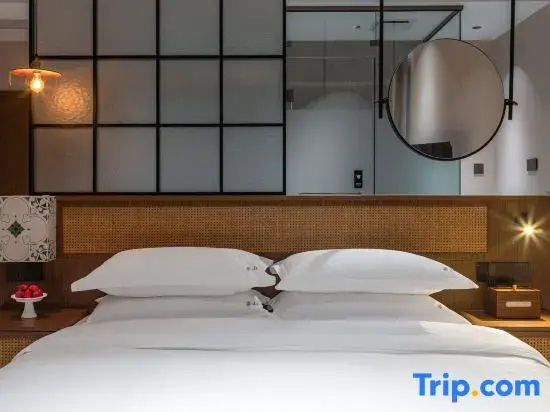 Standard Double room with mountain view (full double bed)