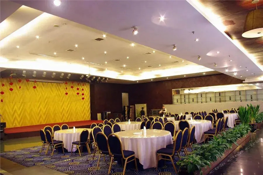 Glory Grand Hotel - Général