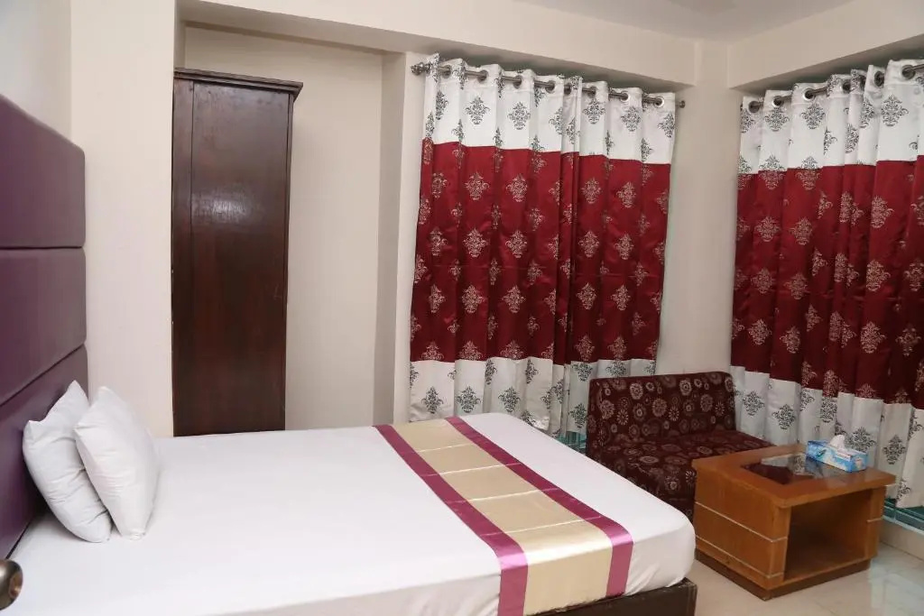 Standard Double room (full double bed)