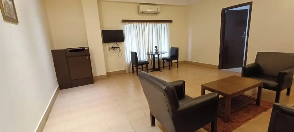 Polo Tura Hotel - Général