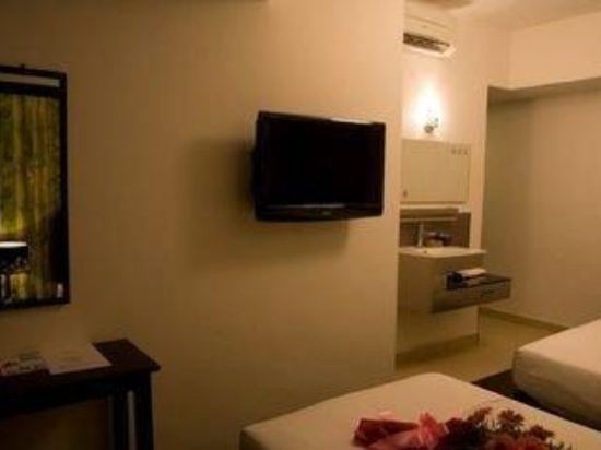 Le Hotel Kota Kinabalu