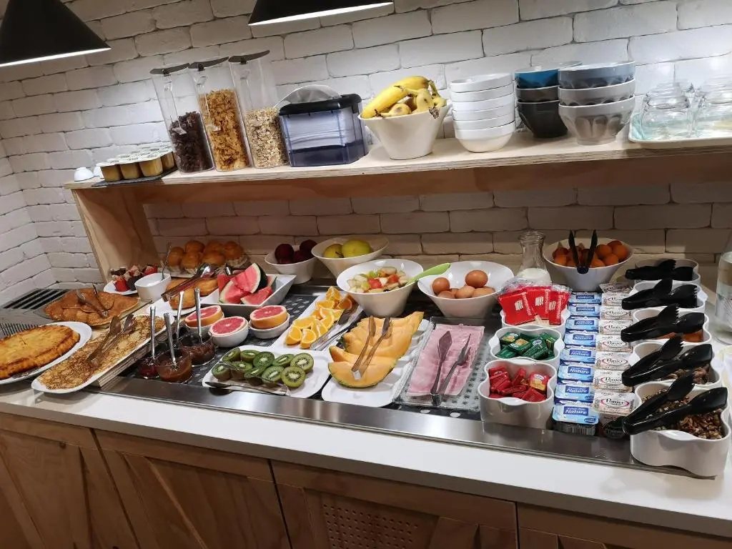 Hotel Kyriad Direct Roanne - Général