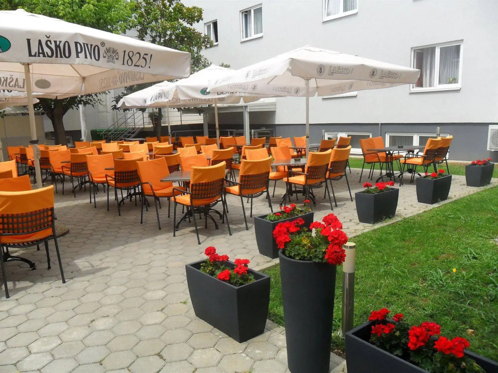 Hotel photo 20