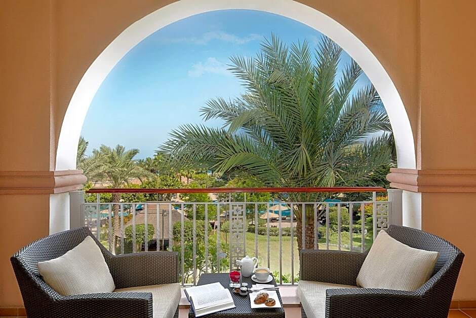 The Ritz-Carlton, Dubai