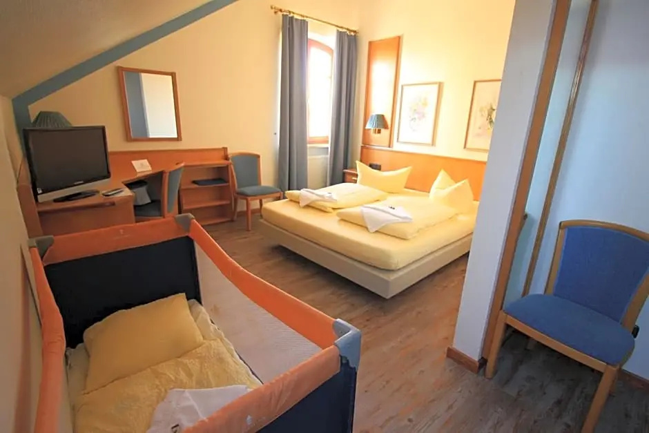 Hotel Zur Linde - Chambres