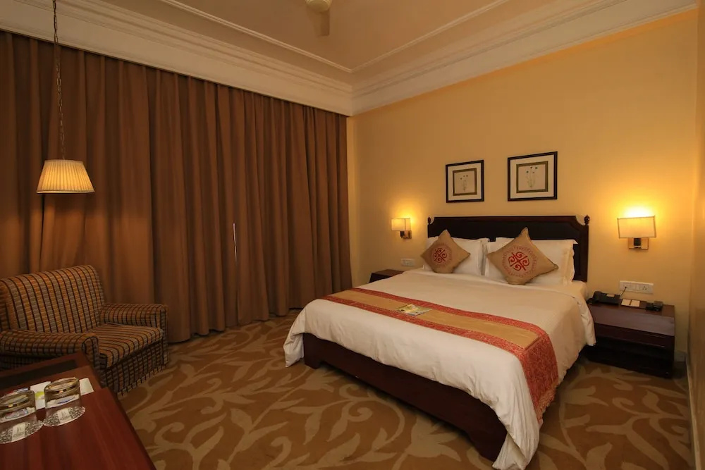 Dynasty Hotel - Chambres