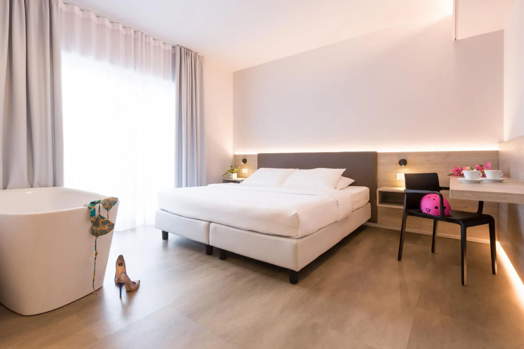 Hotel photo 42