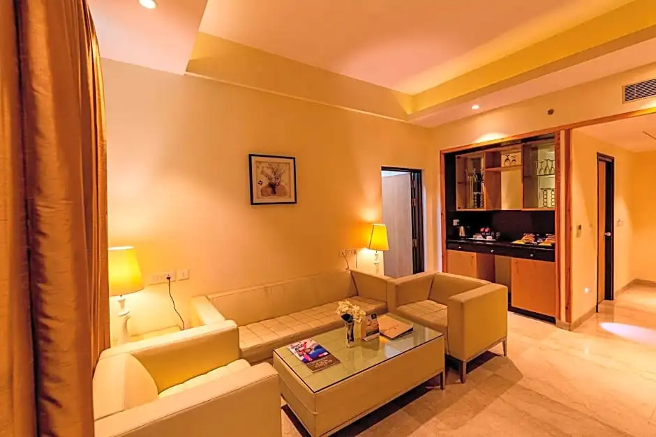 Lobby & Reception