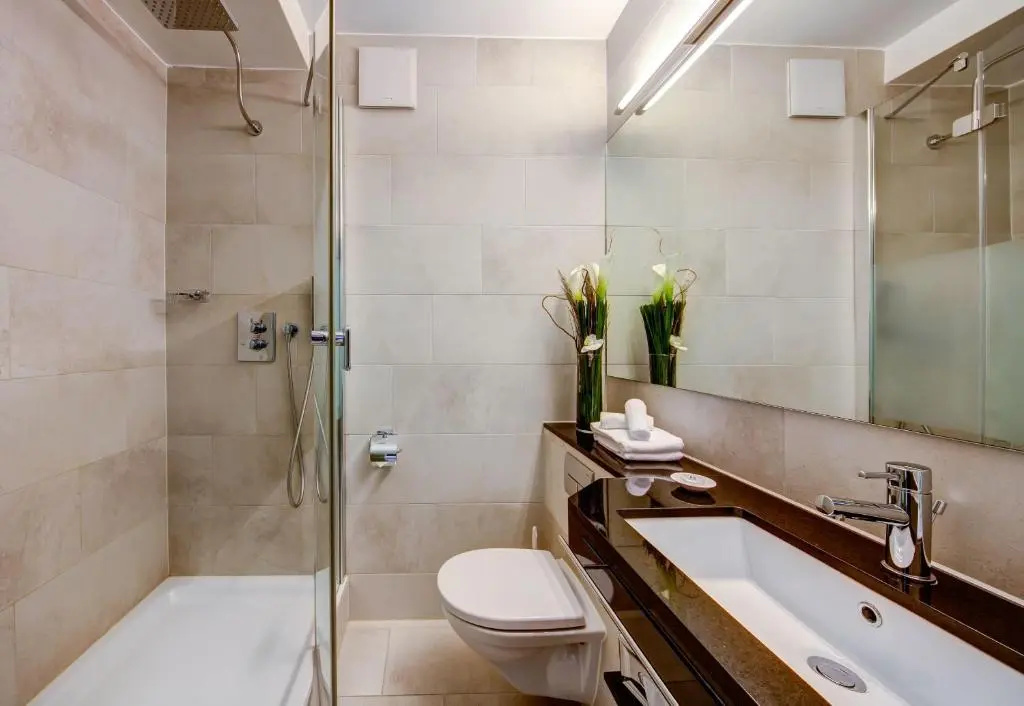 Comfort Double room with city view (full double bed)
