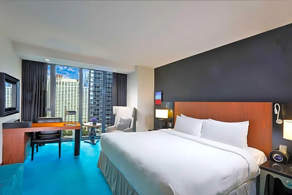 Double Suite (full double bed)