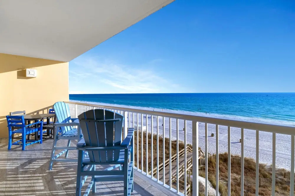 Majestic Beach Towers 2-404