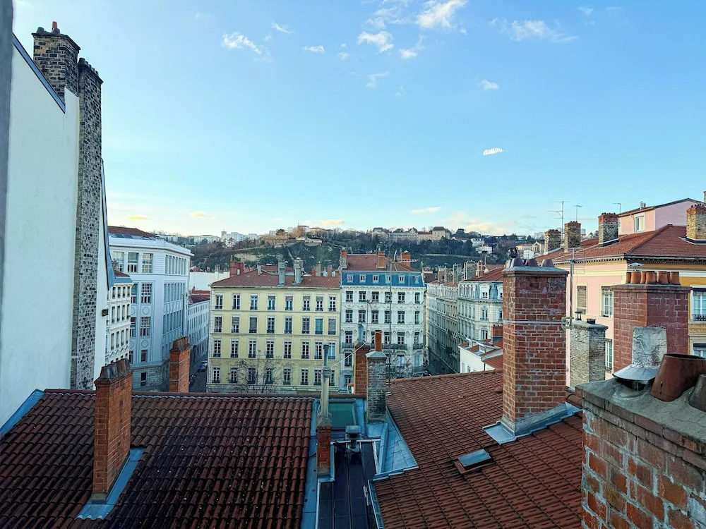 Cozy Room in a Friendly Shared Flat - Lyon 8th