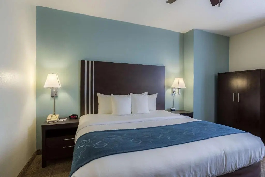 Comfort Suites New Orleans East - Chambres