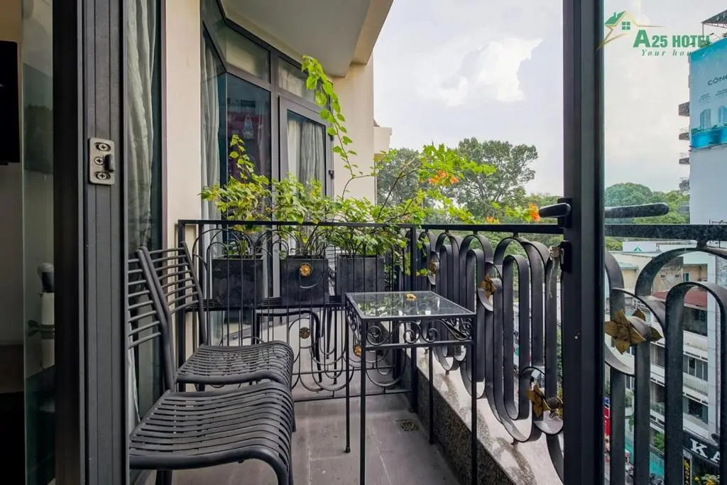 A25 Hotel - 06 Trương Định