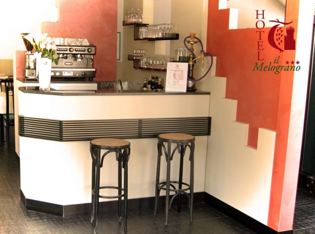 Food & Beverage