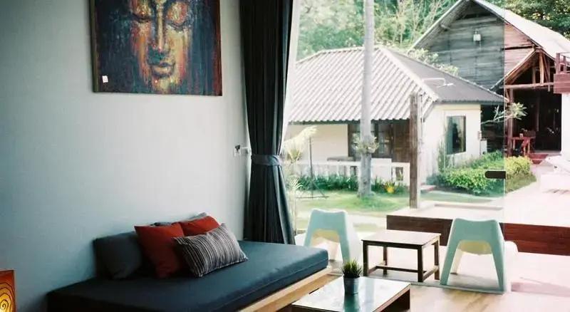 Deluxe Double room with balcony (full double bed)