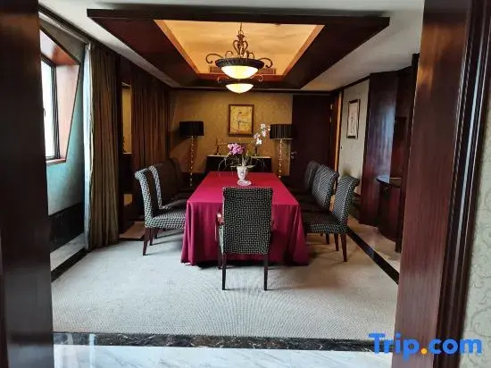 Premier Duplex Suite