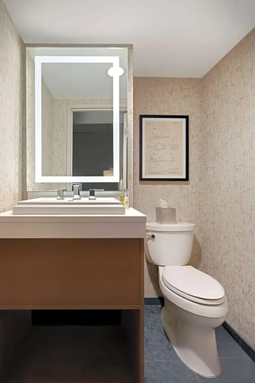 Sextuple Suite