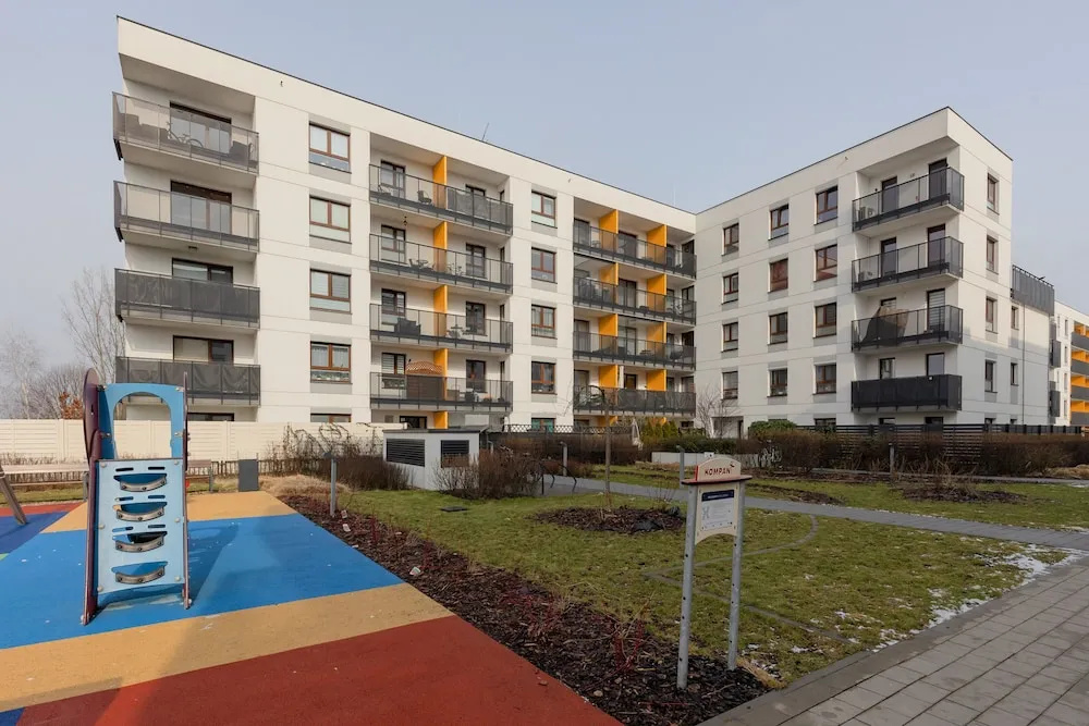 Warsaw Glebocka Apartment By Renters