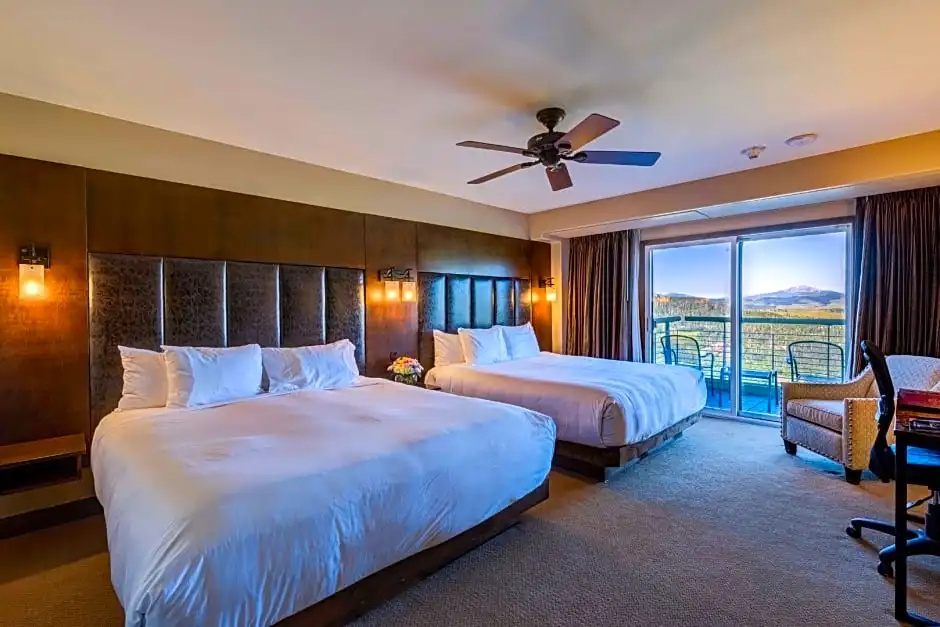 Standard Quadruple room with sunset view