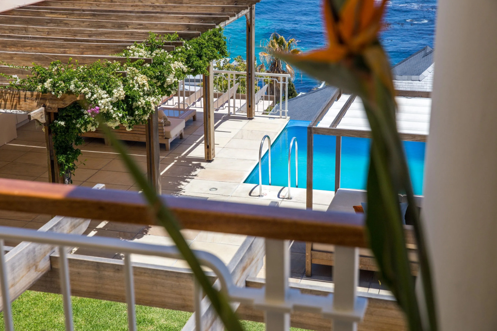 Beach & Waterfront