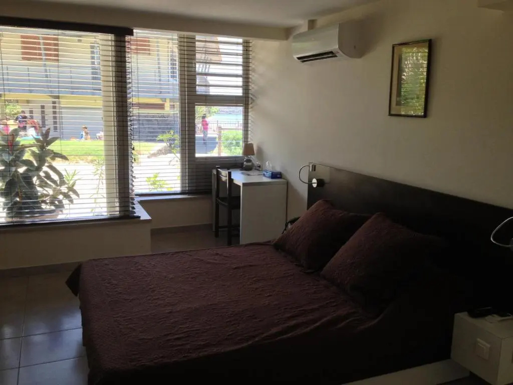 Economy room