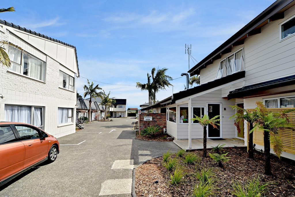 Takapuna Motor Lodge image