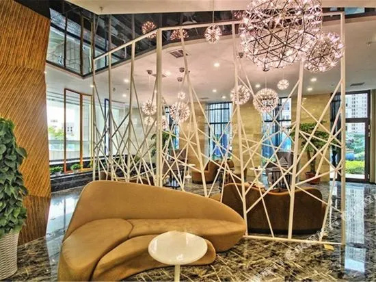 LP Hotel (Zhengzhou East Railway Station)