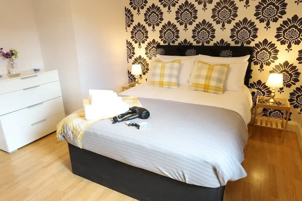 O2 Mailbox Central Premier Apartment