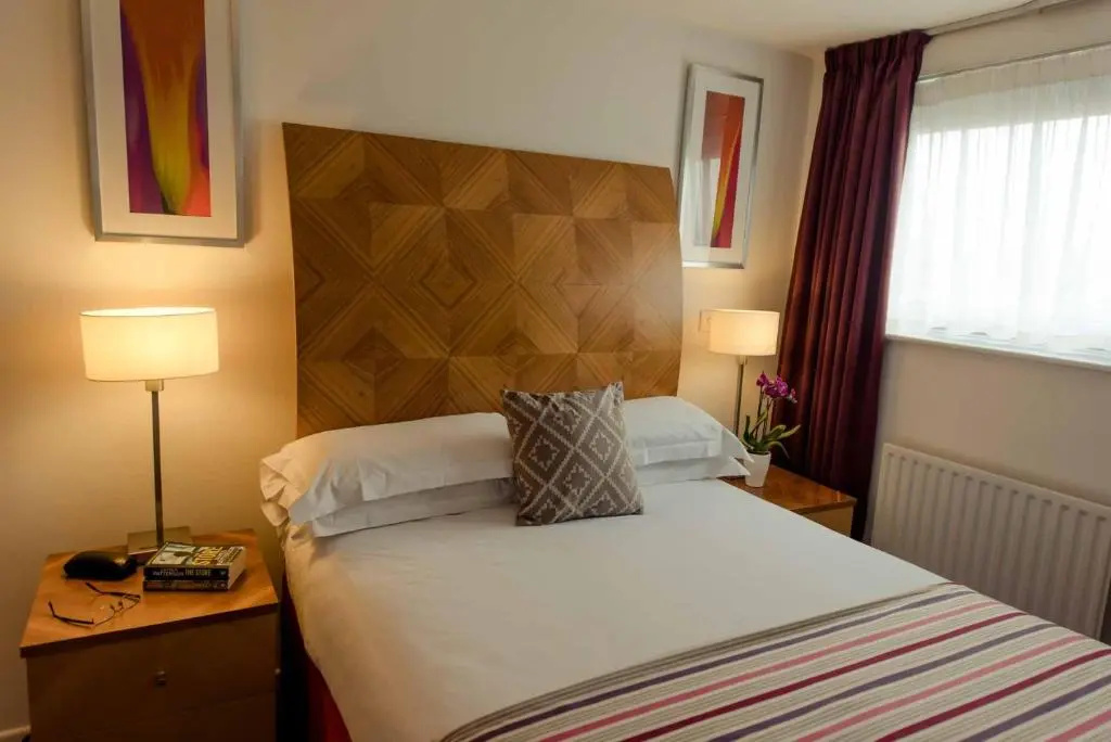 PREMIER SUITES Newcastle - Chambres