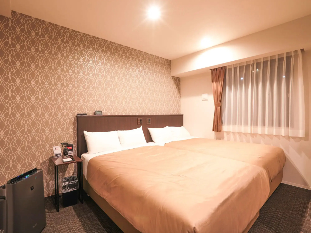 HOTEL LiVEMAX Shin Yokohama — фото