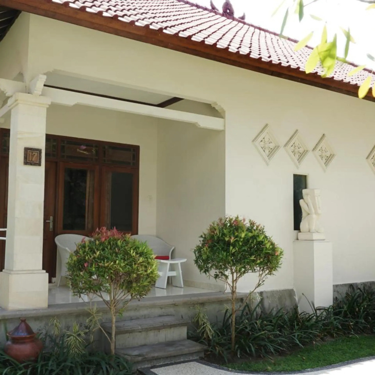 Puri Rinjani Bungalows in Kuta