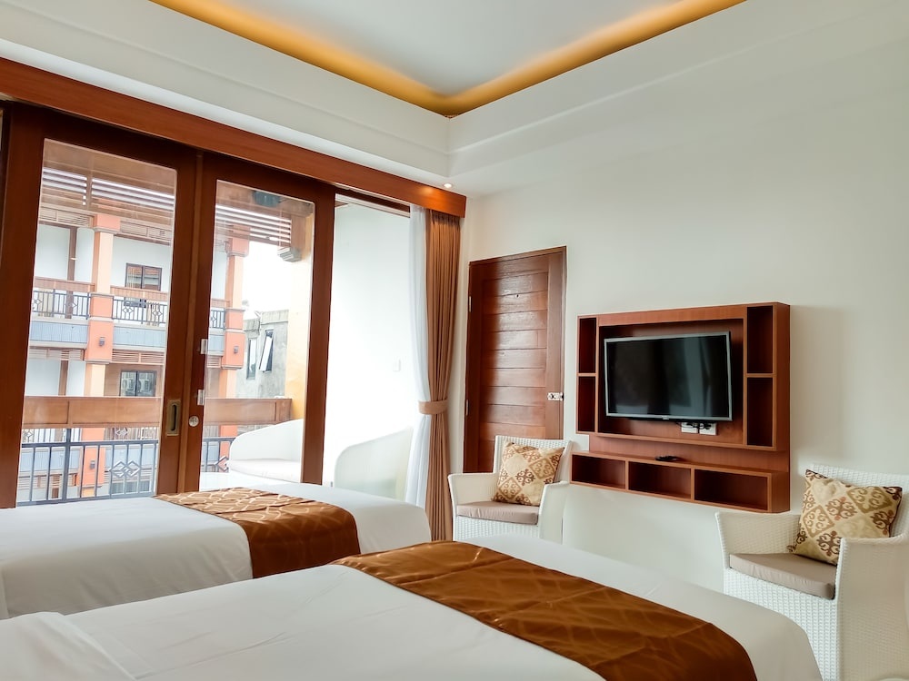 Отель The Tunjung Boutique Resort в Тумбакбайухе