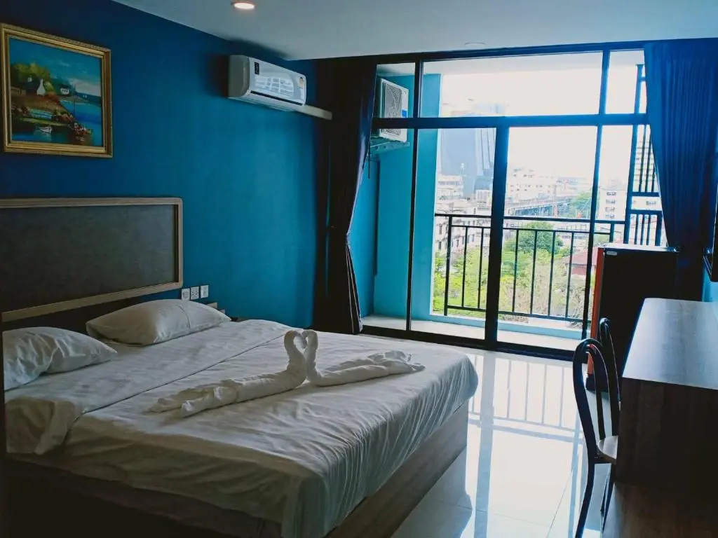 Hotel photo 2