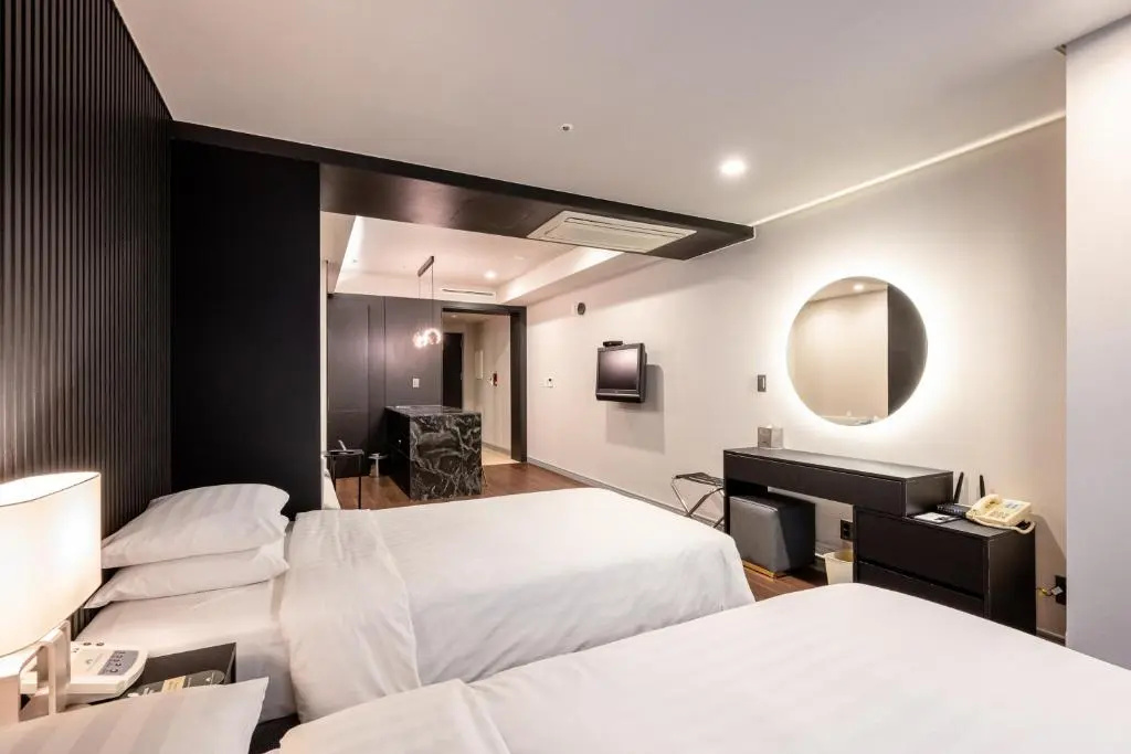 Standard Double room (twin beds)
