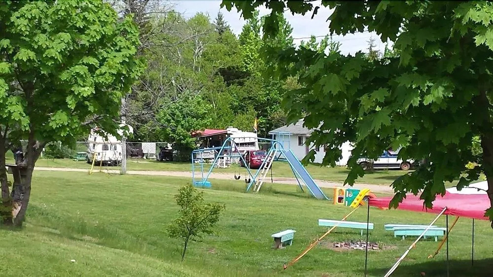 Fundy Rocks Motel and Chocolate River Cottages - фото 12