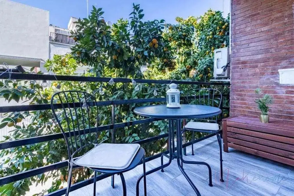 Apartamento 1 en Estadio del Sevilla, 3 habitaciones,4 camas y metro