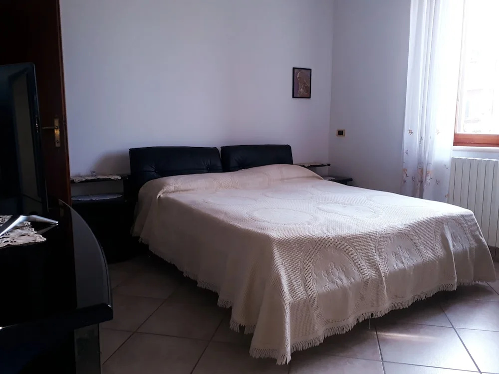 via Santa Maria 14