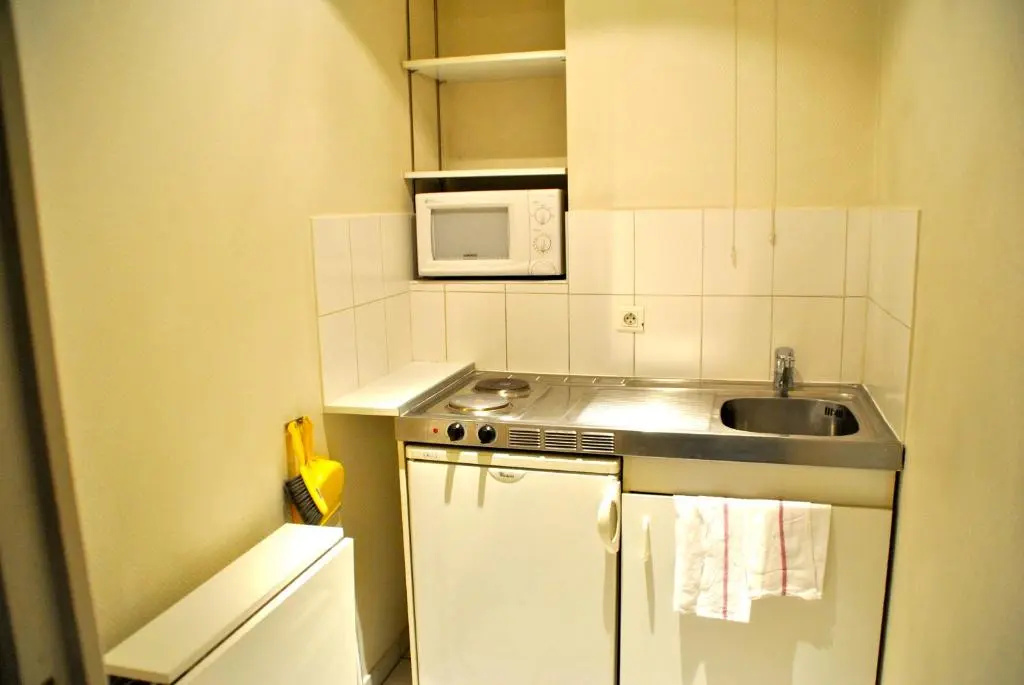 Single Apartment