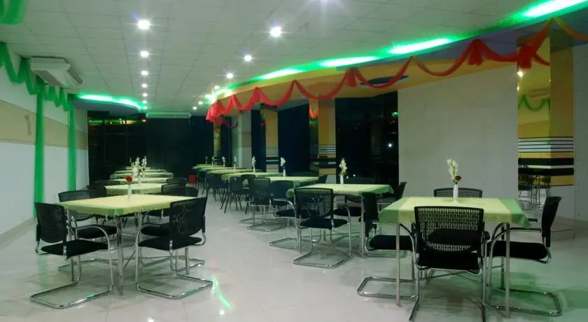 Food & Beverage