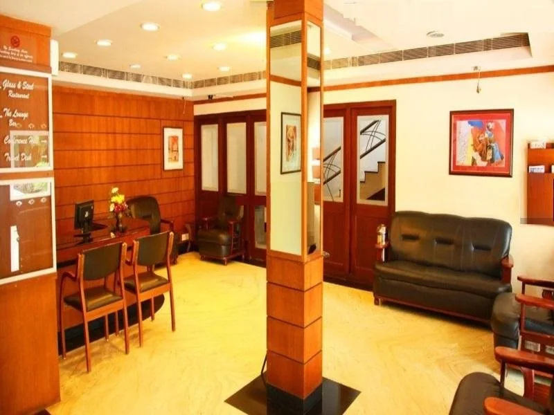 Lobby & Reception