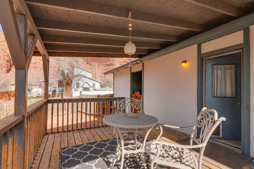 Kanab Home w/ Deck Near Zion National Park!